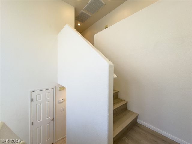 9456 Grandview Spring Avenue, Las Vegas, NV 89166