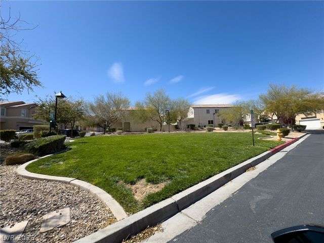 9456 Grandview Spring Avenue, Las Vegas, NV 89166