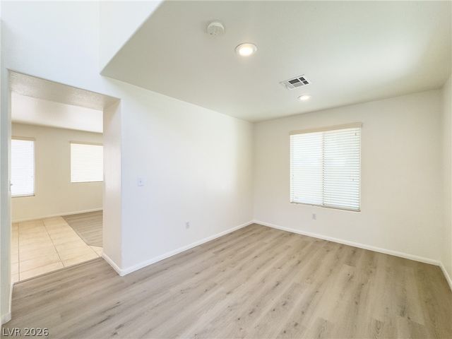 9456 Grandview Spring Avenue, Las Vegas, NV 89166