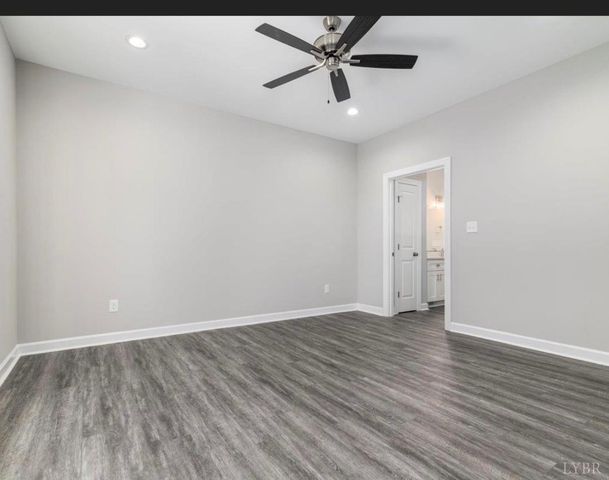 1218 Rainbow Forest Drive, Lynchburg, VA 24502