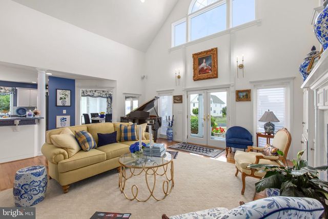 6049 POTOMAC LANDING DR, King George, VA 22485