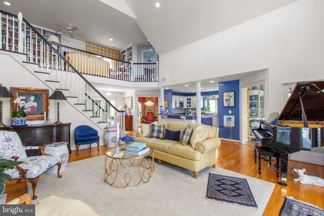 6049 POTOMAC LANDING DR, King George, VA 22485