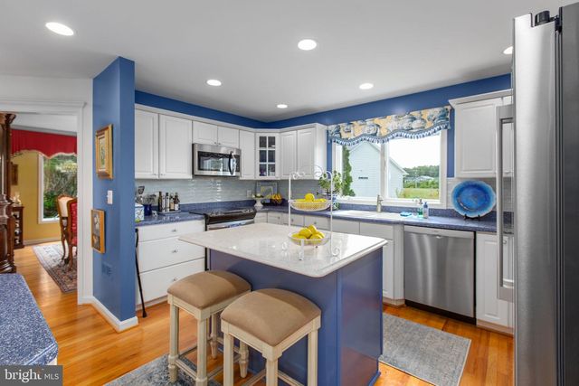 6049 POTOMAC LANDING DR, King George, VA 22485