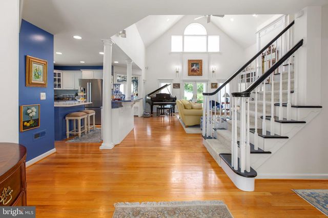6049 POTOMAC LANDING DR, King George, VA 22485