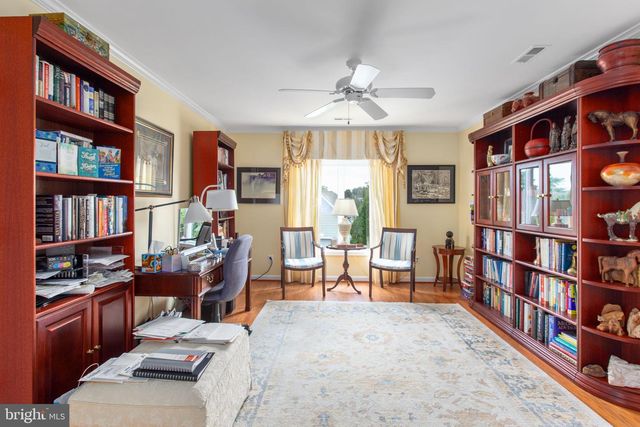 6049 POTOMAC LANDING DR, King George, VA 22485