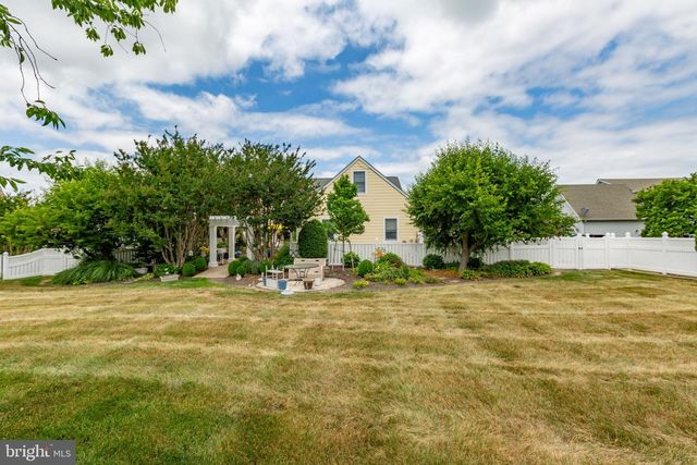 6049 POTOMAC LANDING DR, King George, VA 22485