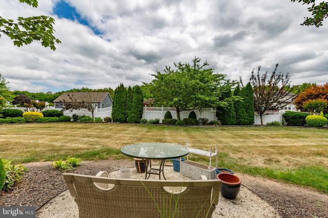 6049 POTOMAC LANDING DR, King George, VA 22485