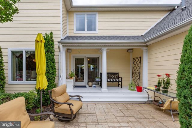 6049 POTOMAC LANDING DR, King George, VA 22485