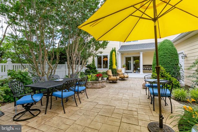 6049 POTOMAC LANDING DR, King George, VA 22485