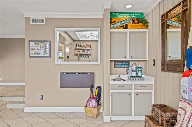 143 World Of Tennis SQ D143, Lakeway, TX 78738