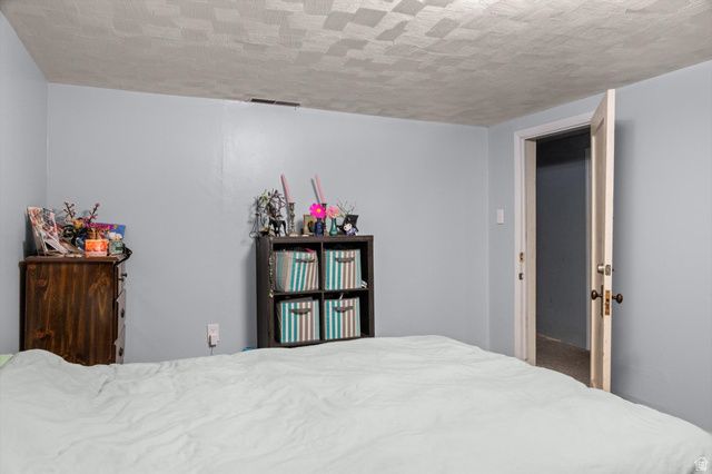 2372 S 200 E, Bountiful, UT 84010