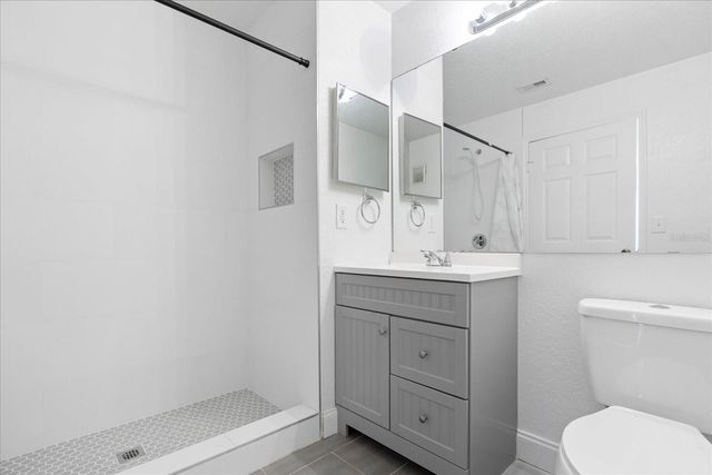 7606 PISSARRO DRIVE 104, Orlando, FL 32819