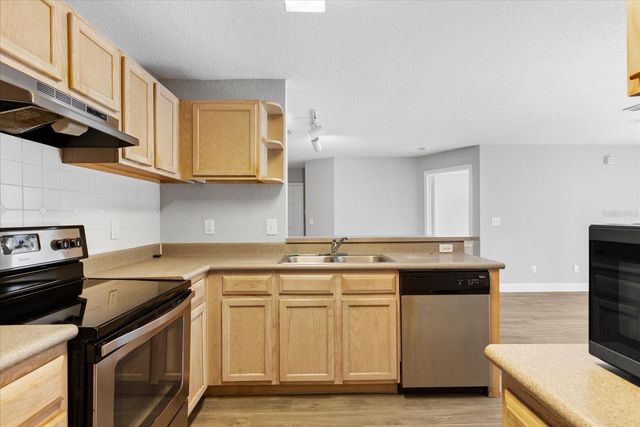 7606 PISSARRO DRIVE 104, Orlando, FL 32819