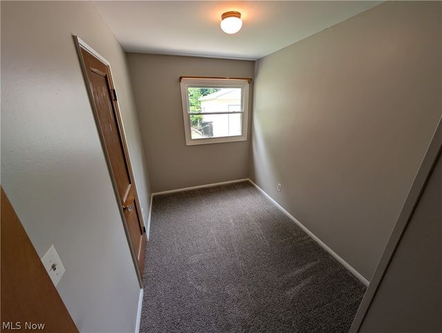 322 Pasadena Avenue, Elyria, OH 44035