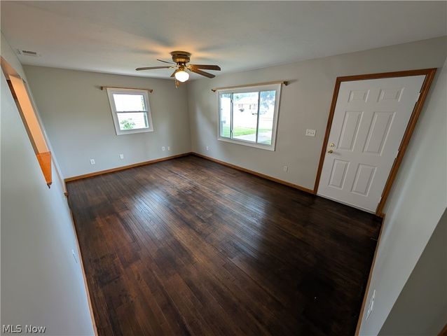322 Pasadena Avenue, Elyria, OH 44035