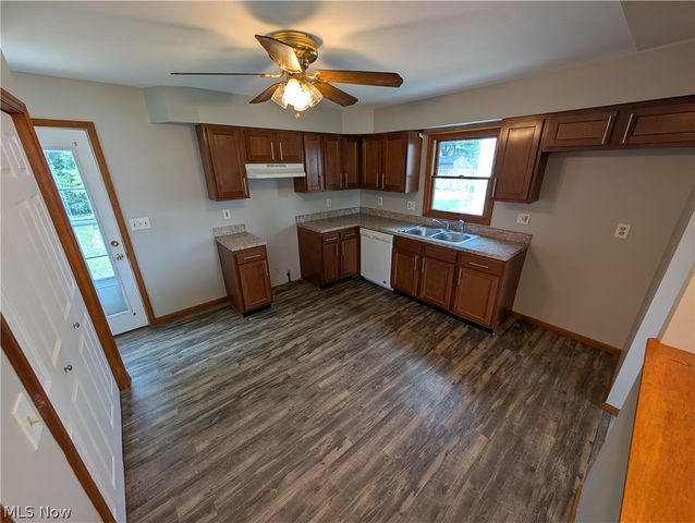 322 Pasadena Avenue, Elyria, OH 44035