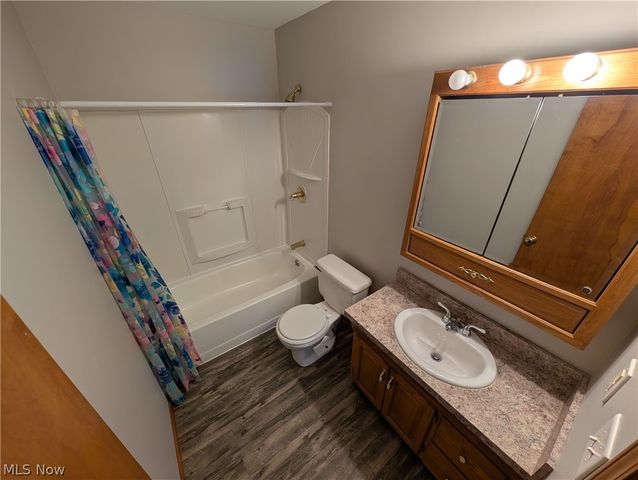 322 Pasadena Avenue, Elyria, OH 44035