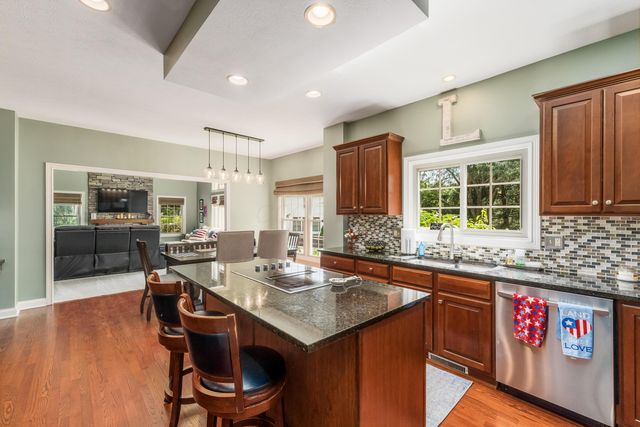 8631 Winding Creek Way, Pickerington, OH 43147