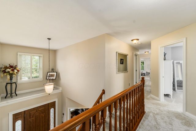8631 Winding Creek Way, Pickerington, OH 43147