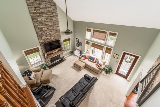 8631 Winding Creek Way, Pickerington, OH 43147