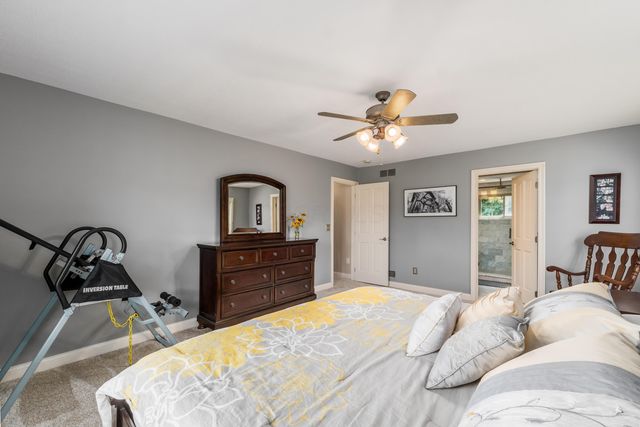 8631 Winding Creek Way, Pickerington, OH 43147