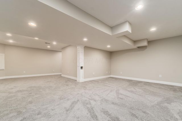 8631 Winding Creek Way, Pickerington, OH 43147