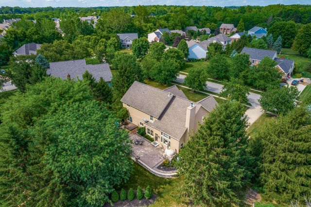 8631 Winding Creek Way, Pickerington, OH 43147