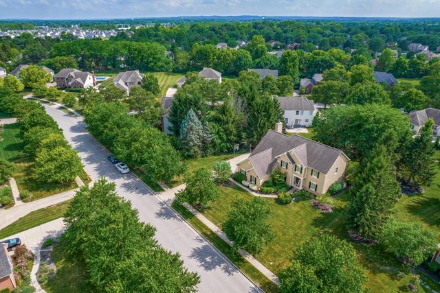 8631 Winding Creek Way, Pickerington, OH 43147
