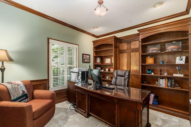 8631 Winding Creek Way, Pickerington, OH 43147