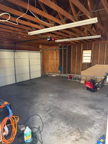 215 Hickory Street, Borger, TX 79007