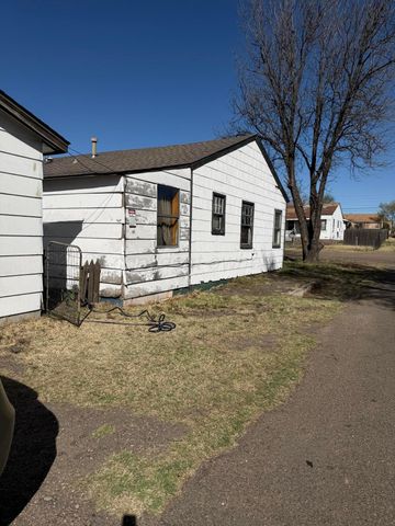 215 Hickory Street, Borger, TX 79007