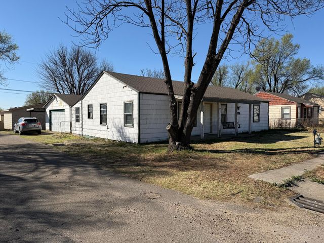 215 Hickory Street, Borger, TX 79007
