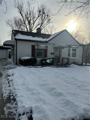 172 Best Street, Bedford, OH 44146