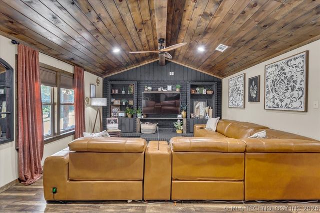 2087 Willafa Woods, Cartwright, OK 74731
