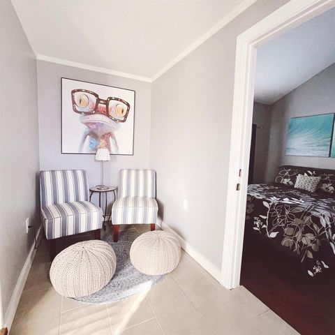 4120 2ND AVENUE S, St Petersburg, FL 33711