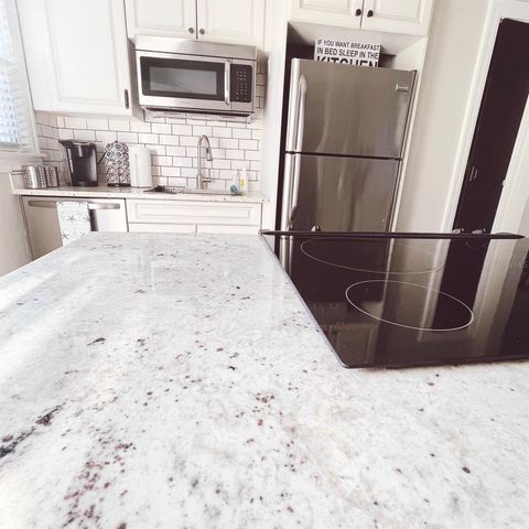 4120 2ND AVENUE S, St Petersburg, FL 33711