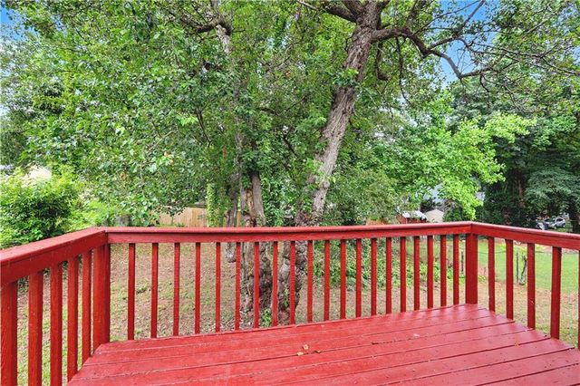 407 Sheppard Crossing Court, Stone Mountain, GA 30083