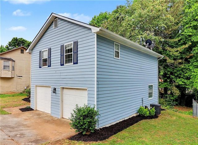 407 Sheppard Crossing Court, Stone Mountain, GA 30083