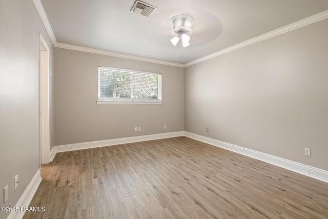 409 Orangewood Drive, Lafayette, LA 70503