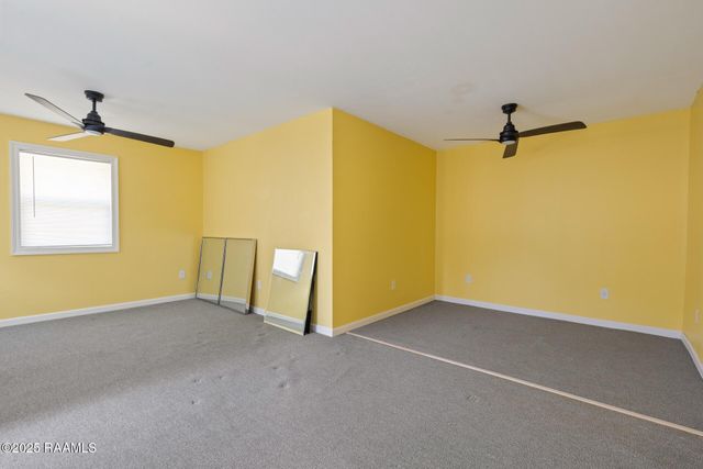 409 Orangewood Drive, Lafayette, LA 70503