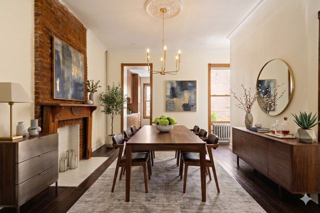425 PUTNAM Avenue, New York City, NY 11221