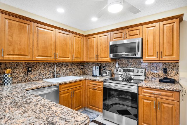 6765 Montego Bay Boulevard D, Boca Raton, FL 33433