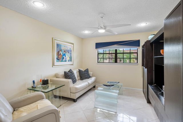 6765 Montego Bay Boulevard D, Boca Raton, FL 33433