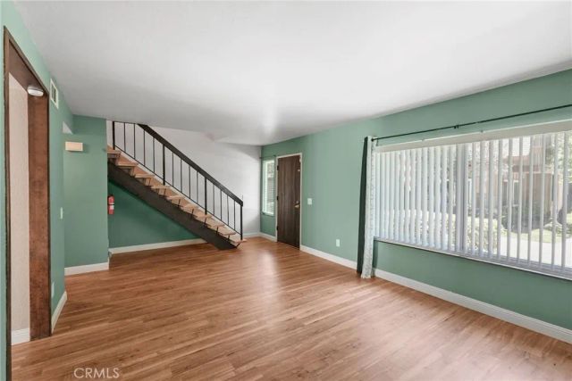 20119 Leadwell Street 3, Winnetka, CA 91306
