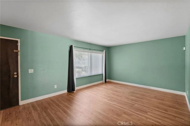 20119 Leadwell Street 3, Winnetka, CA 91306