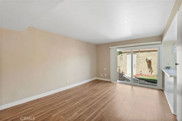20119 Leadwell Street 3, Winnetka, CA 91306