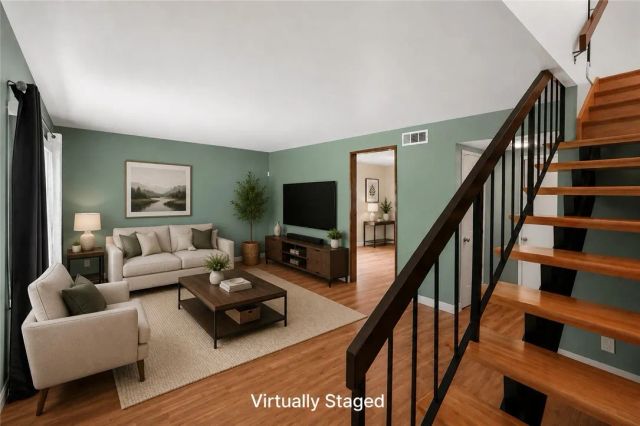 20119 Leadwell Street 3, Winnetka, CA 91306