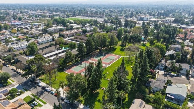 20119 Leadwell Street 3, Winnetka, CA 91306