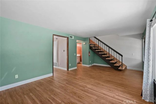 20119 Leadwell Street 3, Winnetka, CA 91306