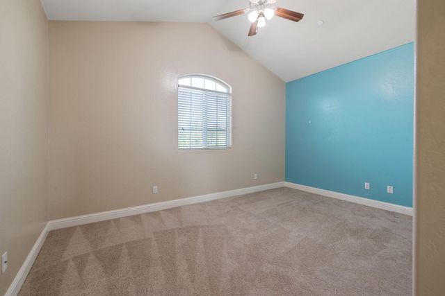 2347 W Babcock Avenue, Visalia, CA 93291